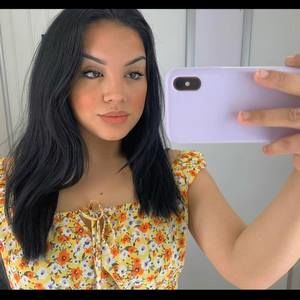 Meet your Posher, Justine